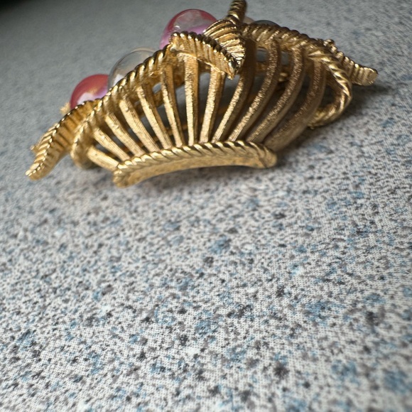 Crown Trifari vintage 1960s jelly belly lucite Easter brooch Alfred Philippe 50s - Picture 6 of 15